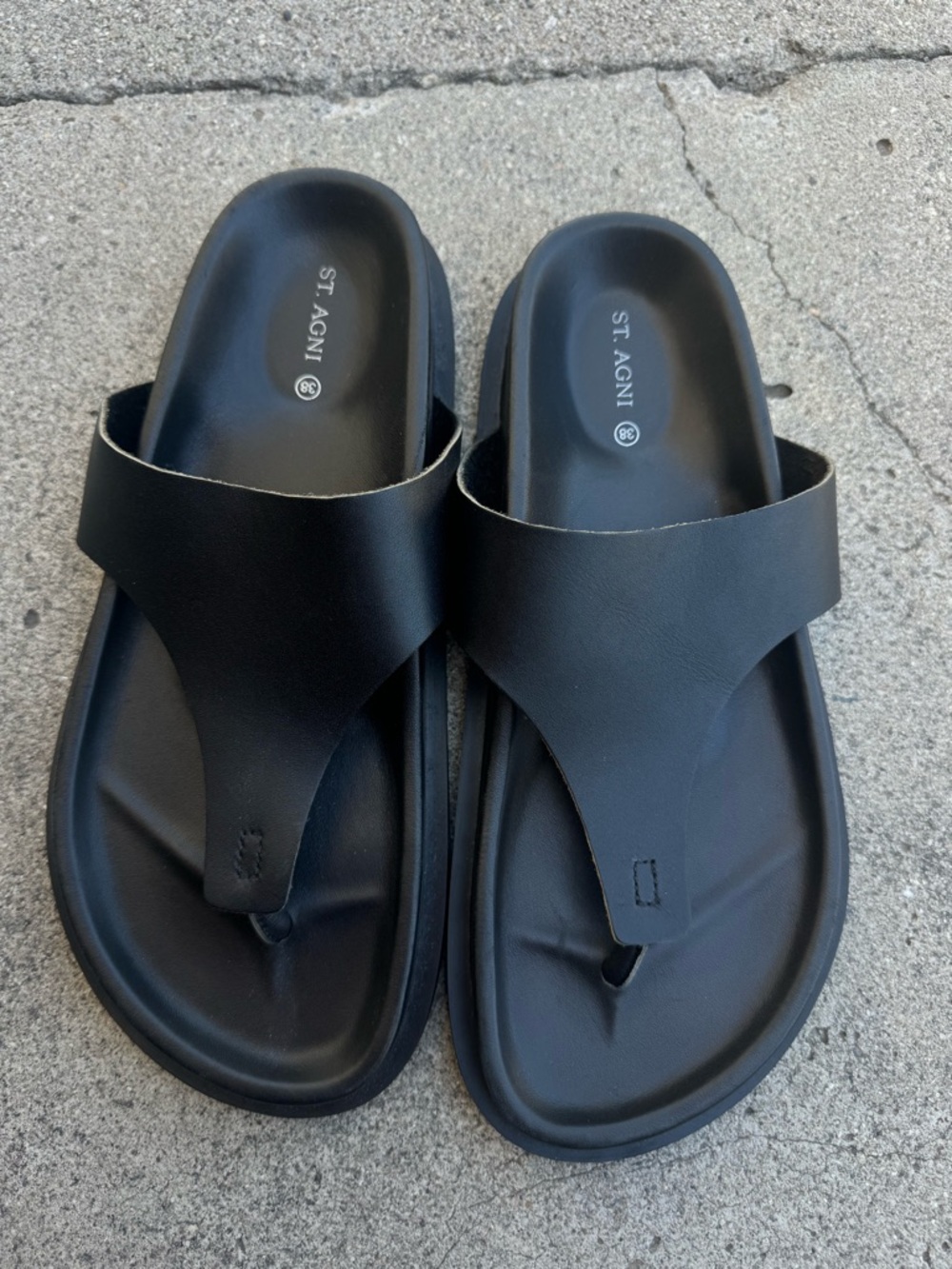 St. Agni Black Leather Toe-Post Sandals